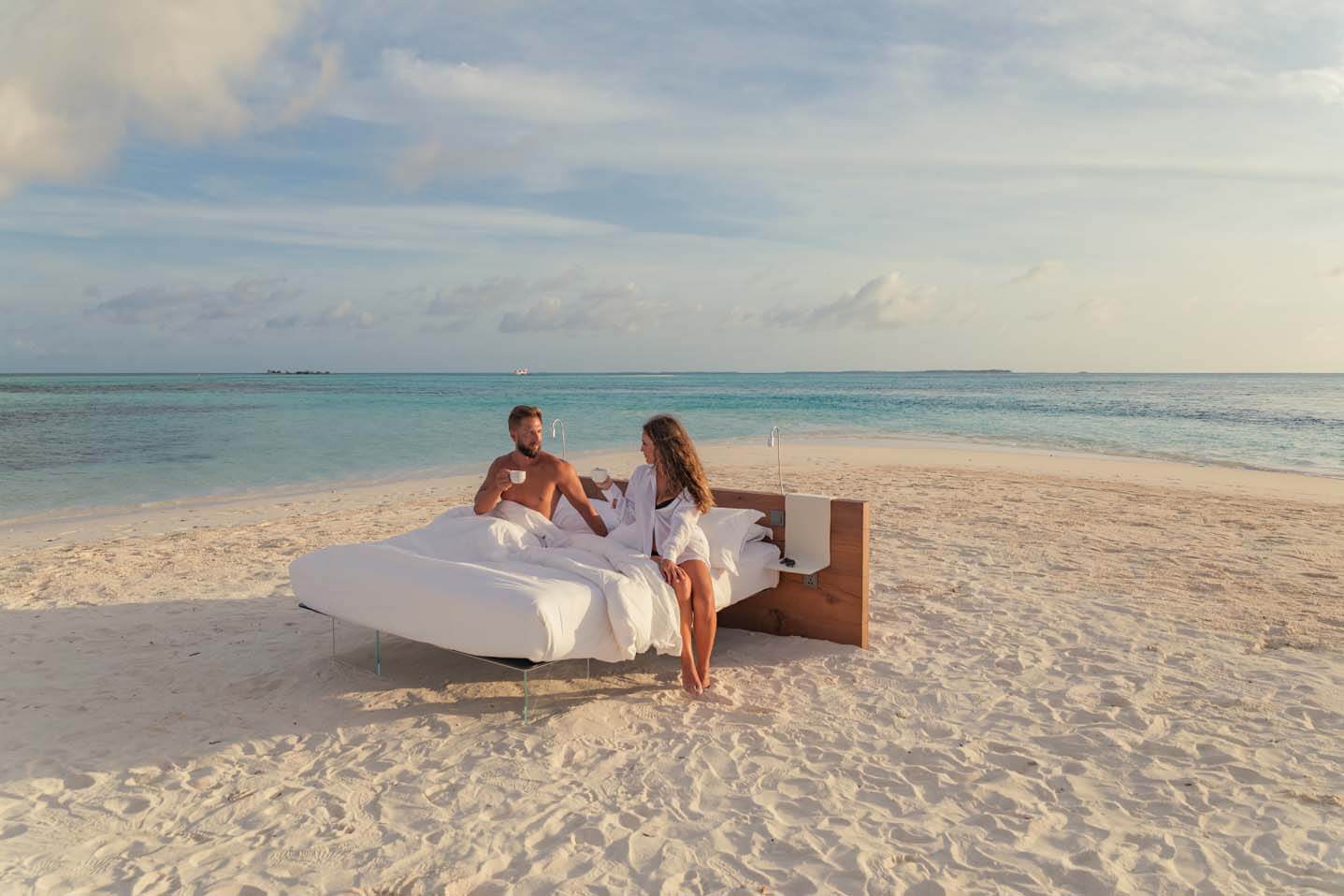 Cocoon Maldivi plavajoča postelja