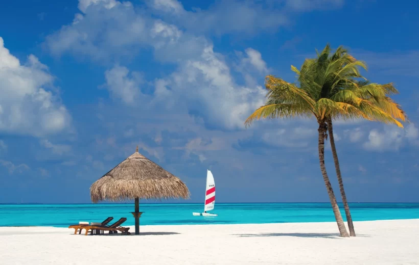 Atmosphere Kanifushi Resort Maldivi