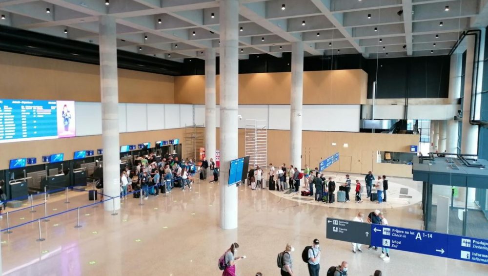 Letališče ljubljana maldivi