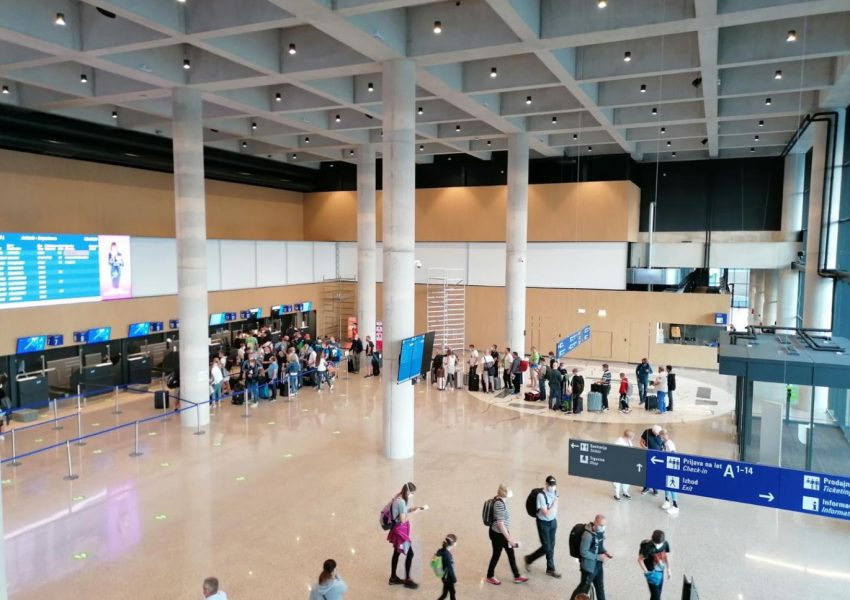 Letališče ljubljana maldivi